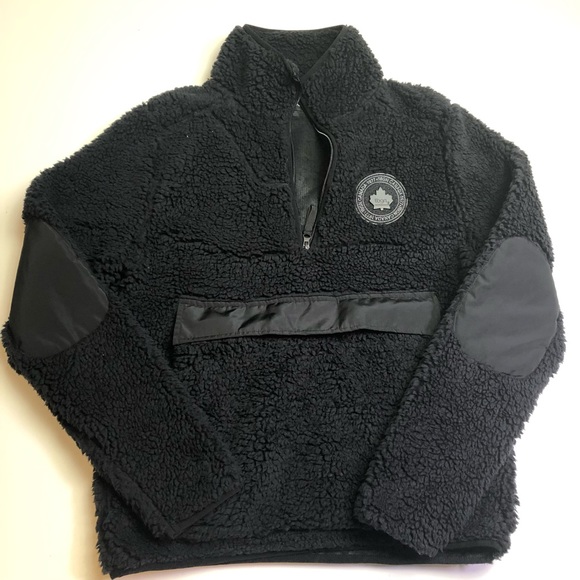 Toboggan Canada Black Fleece Sherpa Sweater Womens Small - Picture 1 of 4